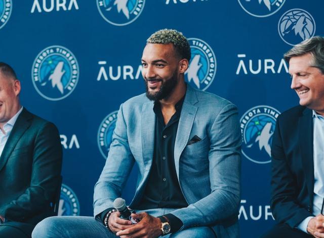 戈贝尔：爵士森林狼交易是双赢 我的目标是夺冠